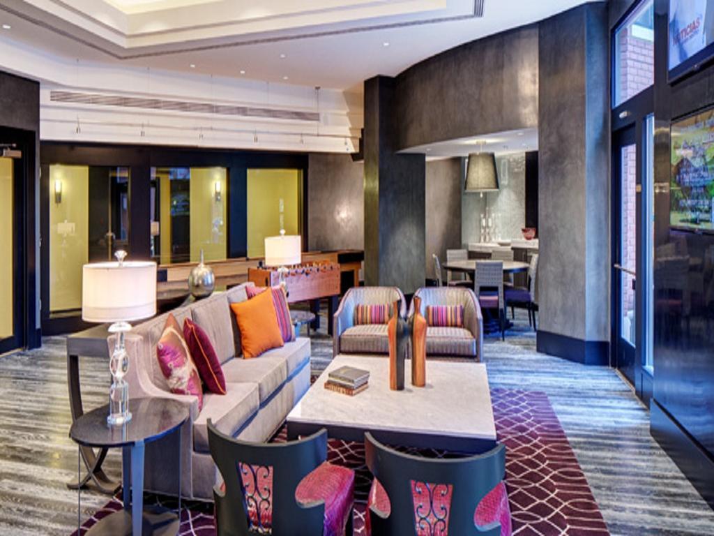 Global Luxury Suites At Thomas Circle Washington Exterior photo