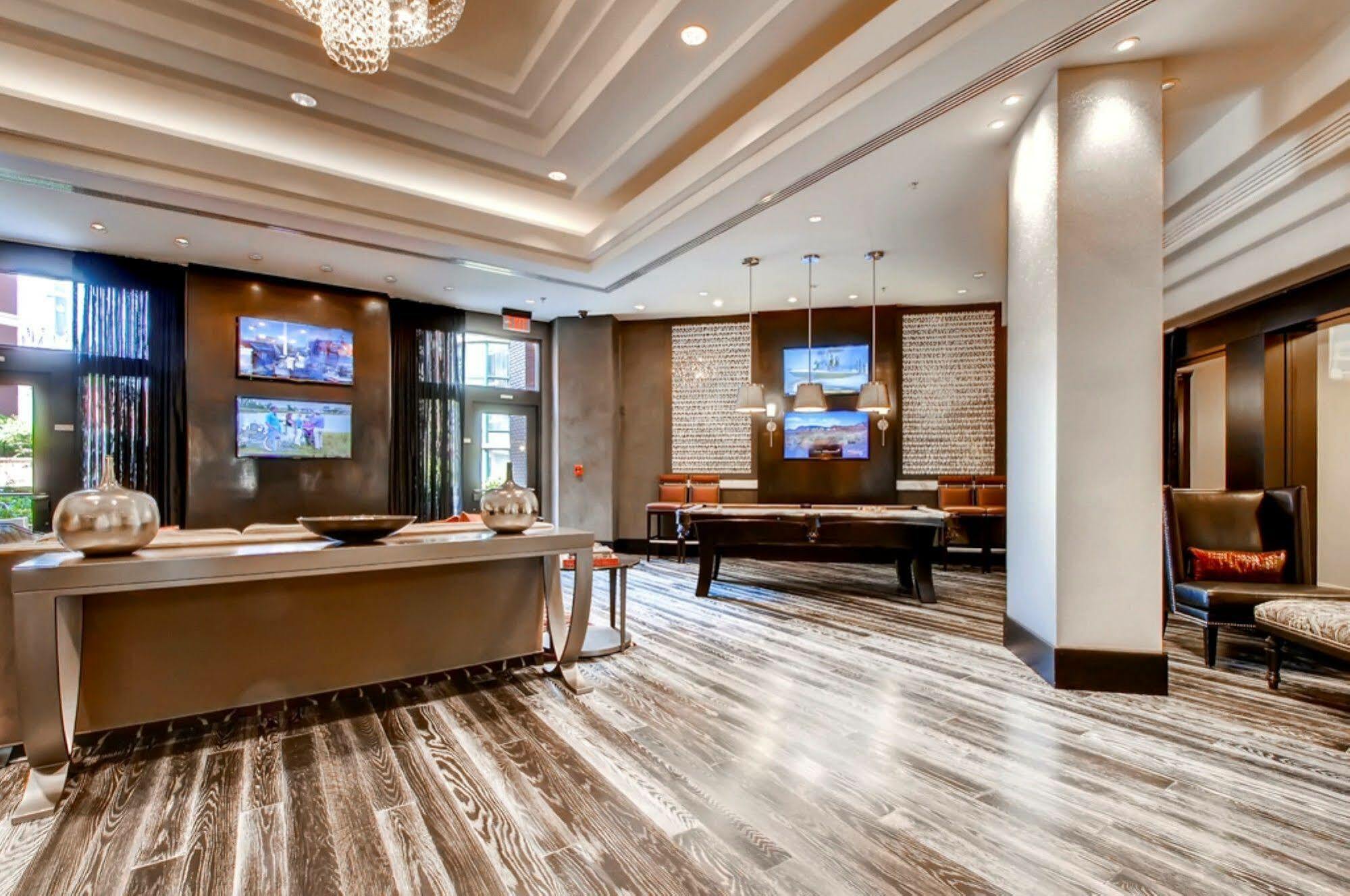 Global Luxury Suites At Thomas Circle Washington Exterior photo